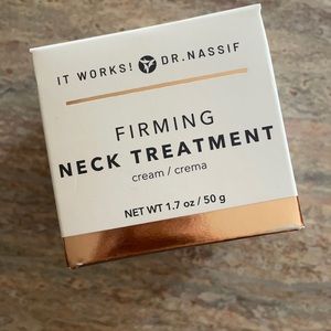 It works! Firming neck treatment